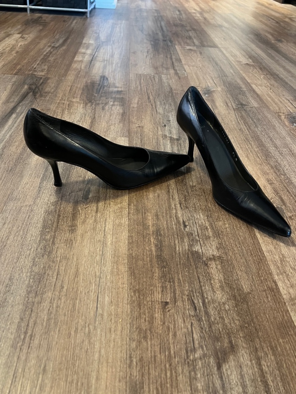 Stuart Weitzman Black Pointed-Toe Leather Pumps
